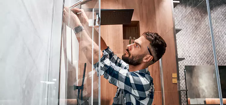Replace Shower Doors with Frameless Hamtramck